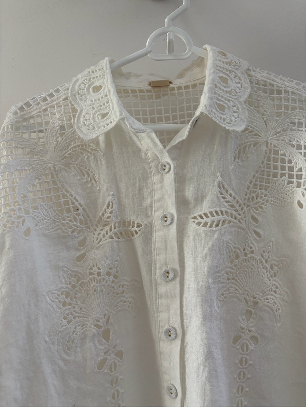 White Linen Tropical Floral Embroidered Eyelet Crochet - Picture 2 of 8